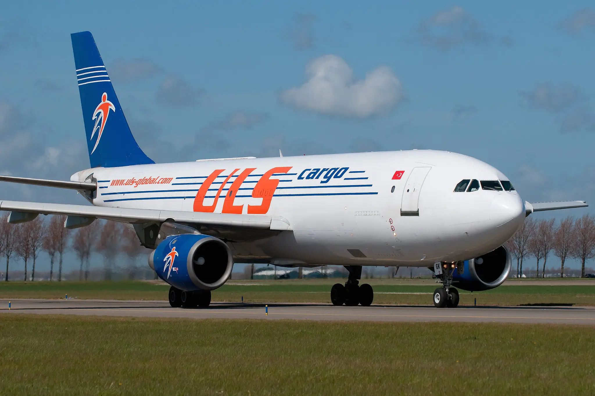 Boeing 767-300BDSF | High-Capacity Air Freight Solution